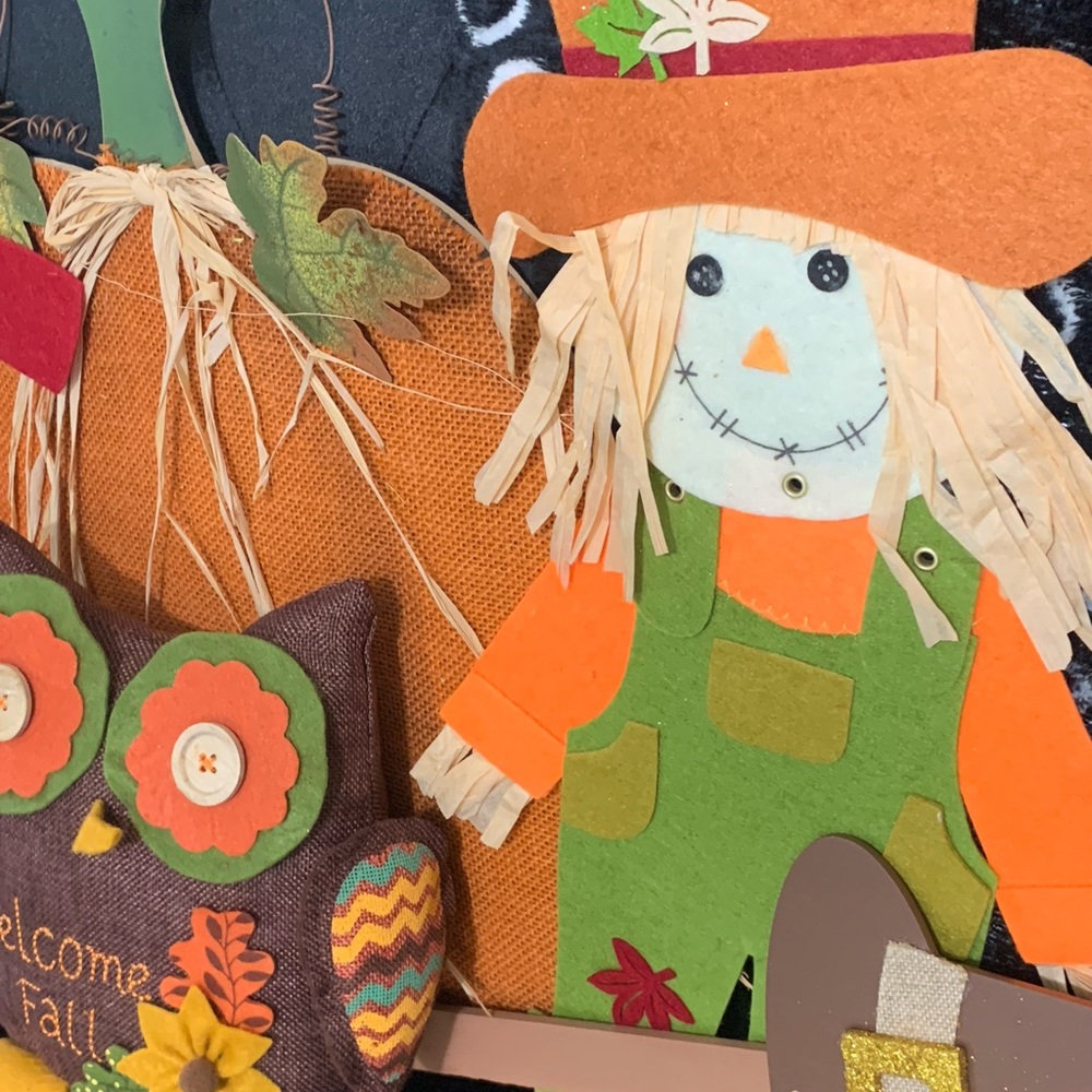 Assorted Fall Decorations - Picture 2 of 4